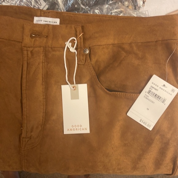 SOLD! Good American Faux Suede Skinny Pants in Color Tobacco. Size 18 Plus. - Picture 4 of 4